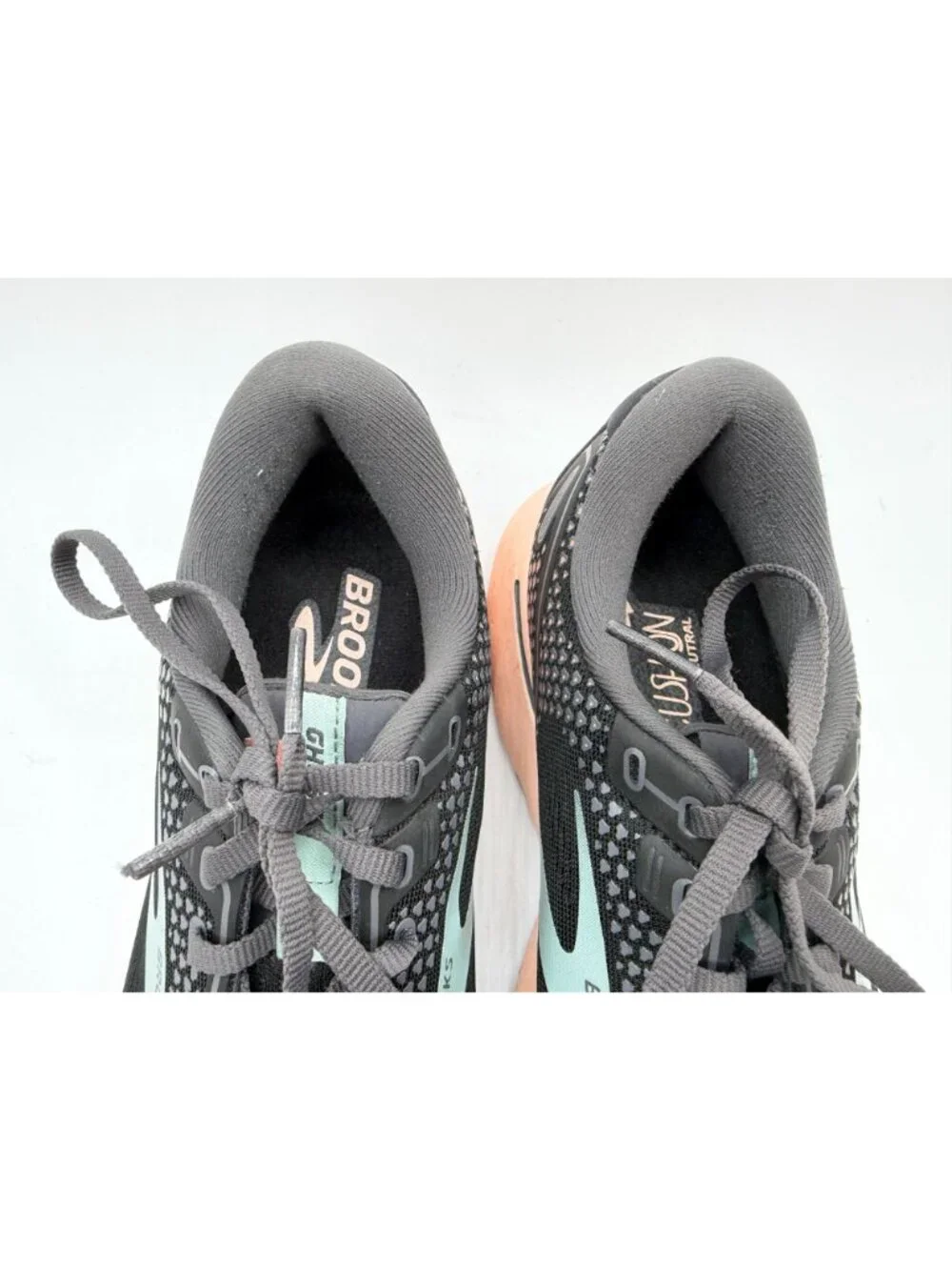 Brooks Ghost 14 Running Sneakers Womens Size 9M Black/Pearl/Peach Low Top Shoes